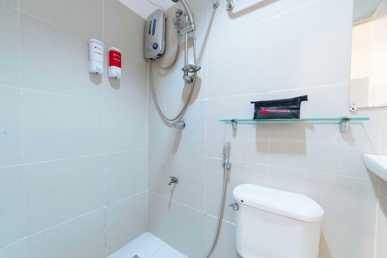 Reddoorz Plus Near Sm Lanang Davao Екстер'єр фото