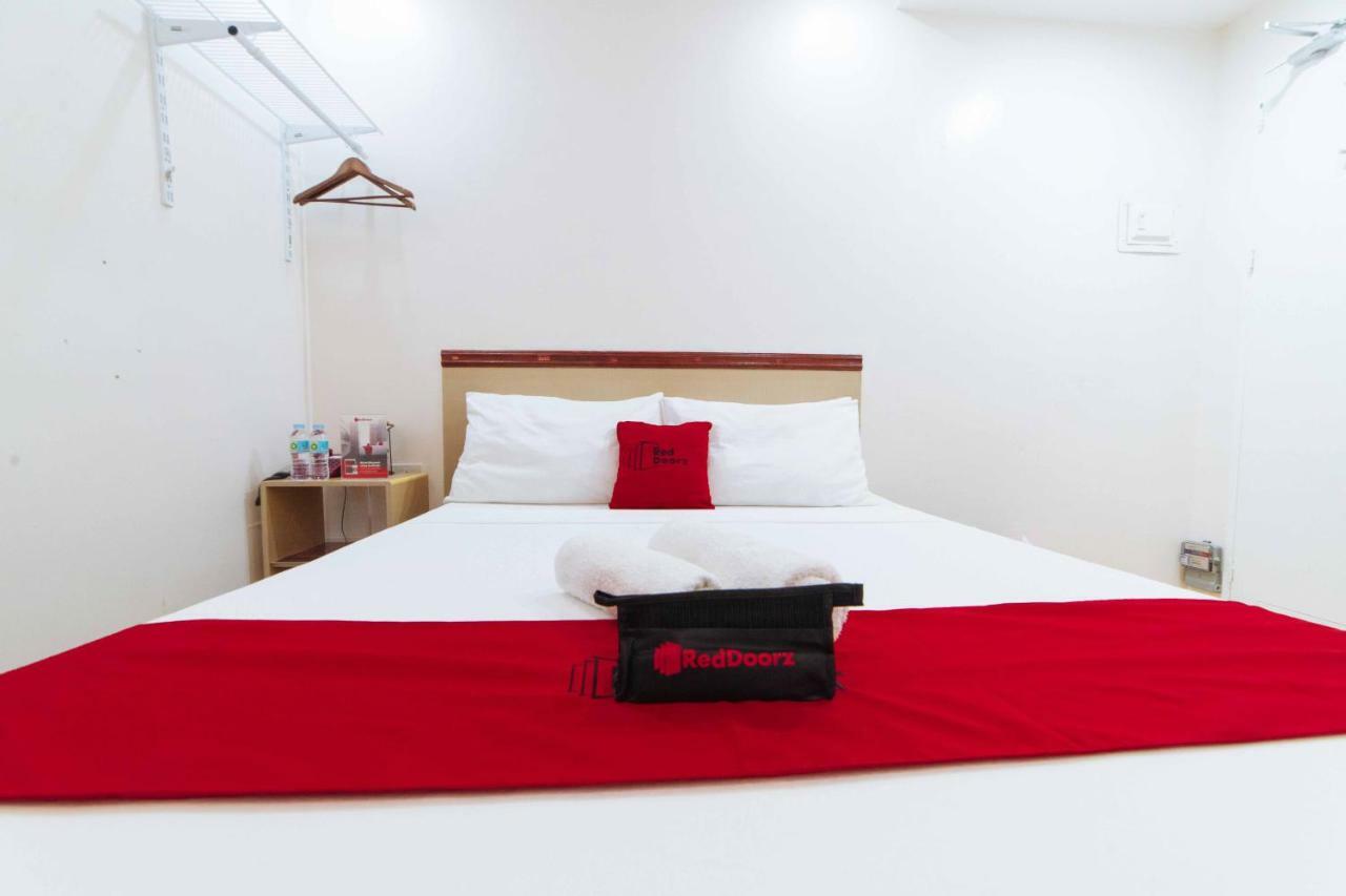 Reddoorz Plus Near Sm Lanang Davao Екстер'єр фото