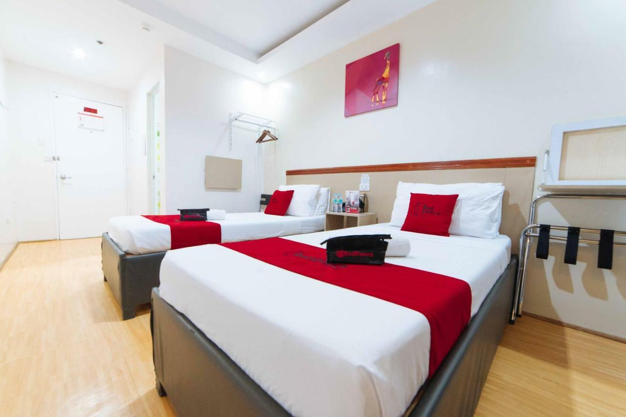 Reddoorz Plus Near Sm Lanang Davao Екстер'єр фото