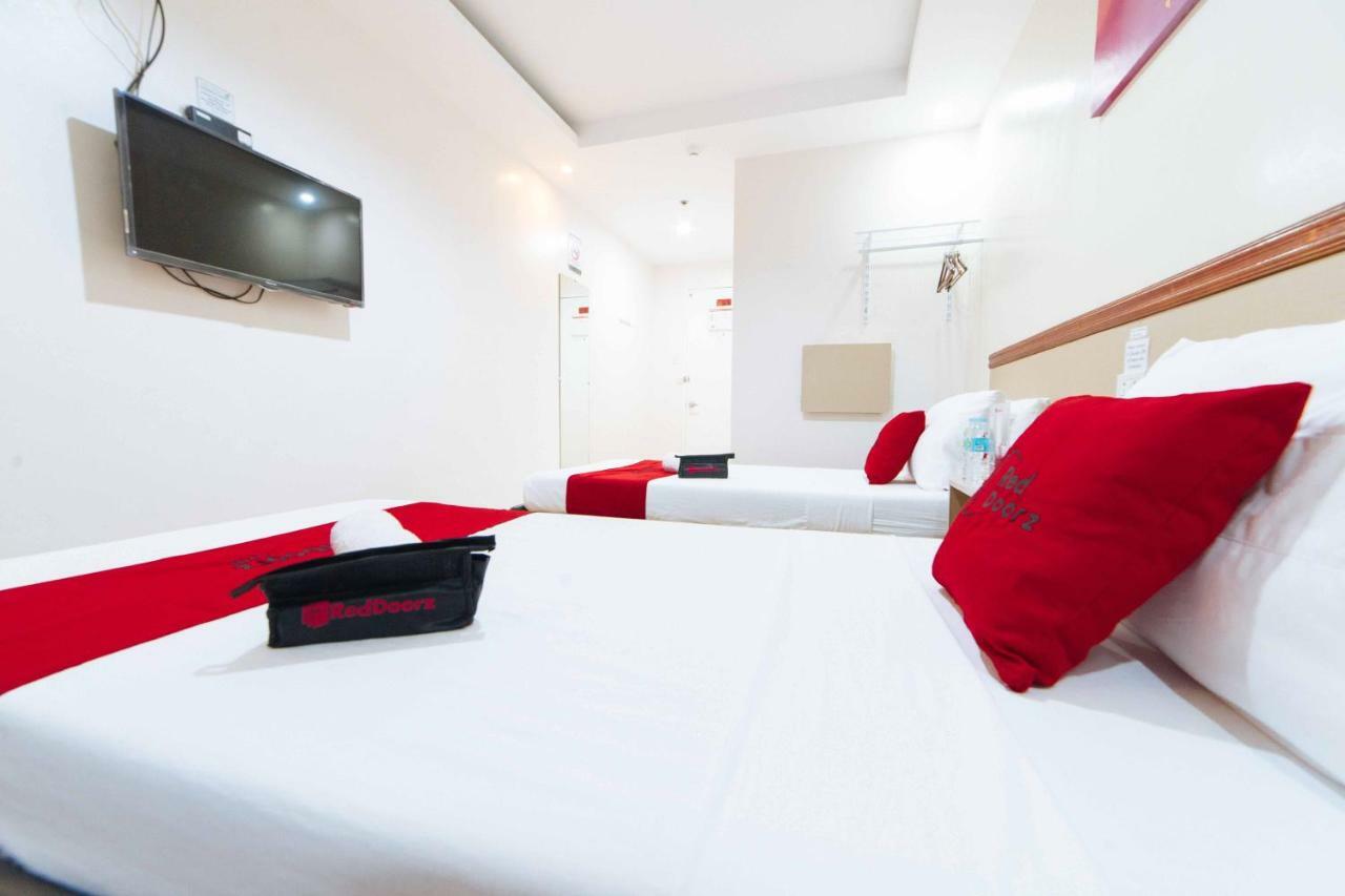 Reddoorz Plus Near Sm Lanang Davao Екстер'єр фото
