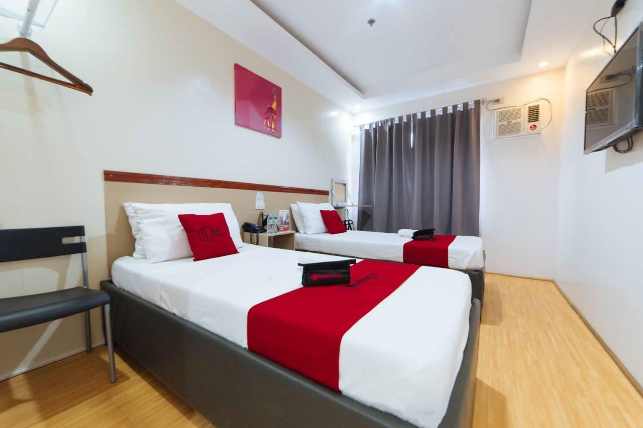 Reddoorz Plus Near Sm Lanang Davao Екстер'єр фото
