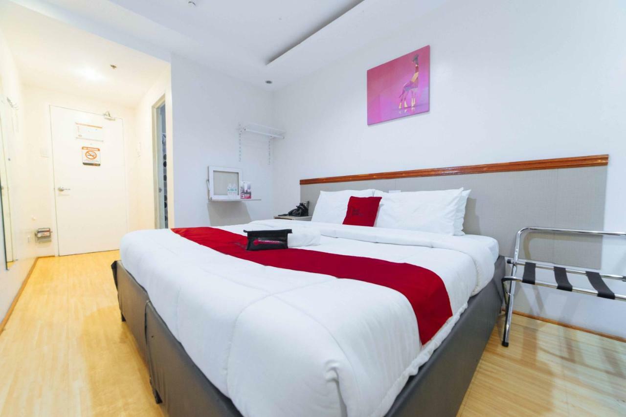 Reddoorz Plus Near Sm Lanang Davao Екстер'єр фото